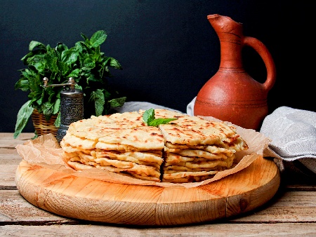 Питки (Hychin / Хичин) с картофена плънка на тиган - снимка на рецептата